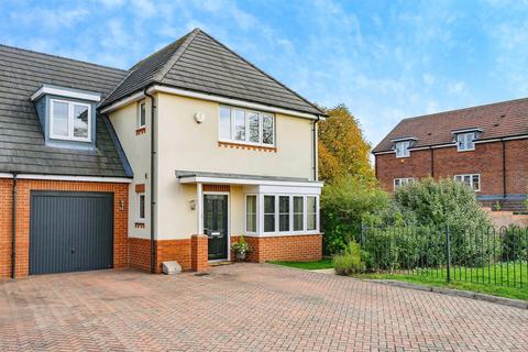 4 bedroom semi-detached house for sale, South Way, ABBOTS LANGLEY