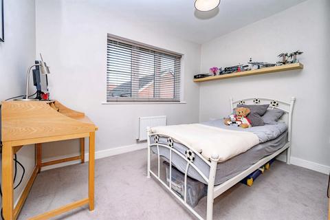 4 bedroom semi-detached house for sale, South Way, ABBOTS LANGLEY