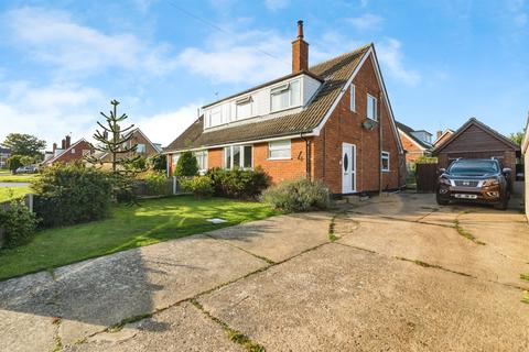 3 bedroom semi-detached house for sale, Glebe Road East, Kessingland, Lowestoft