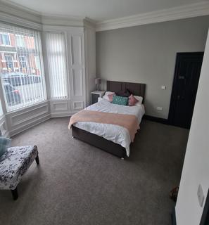 1 bedroom in a house share to rent, Room 1