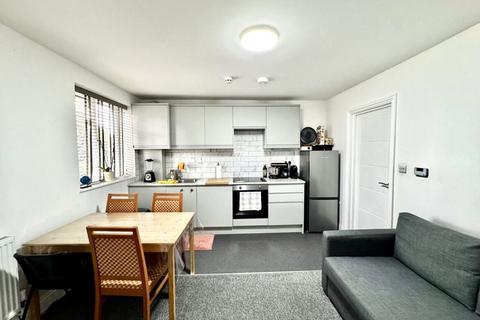 1 bedroom flat to rent, Old Ruislip Road, London  UB5