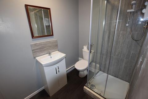 undefined, Room 4