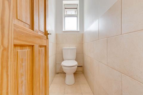 3 bedroom terraced house for sale, Graham Road, London