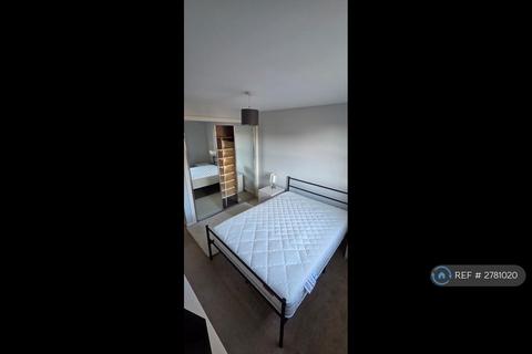 2 bedroom flat to rent, South College Street, Aberdeen, AB11