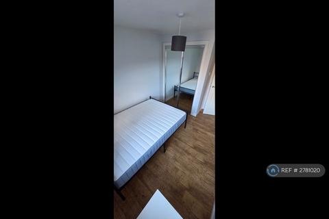 2 bedroom flat to rent, South College Street, Aberdeen, AB11
