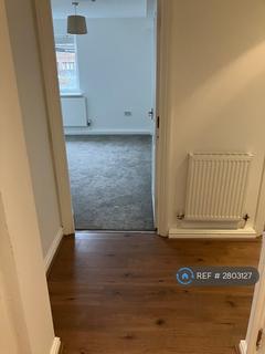 2 bedroom flat to rent, Heron Quay, Bedford, MK40