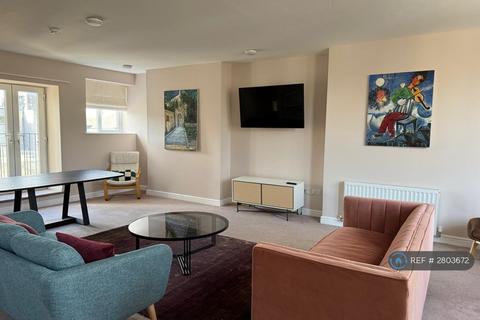 3 bedroom flat to rent, Wordsworth Avenue, Cardiff, CF24