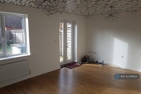 4 bedroom semi-detached house to rent, Darwin Avenue, Dartford, DA1