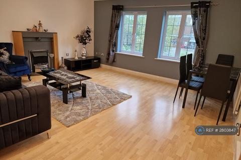 2 bedroom flat to rent, Great Oak Drive, Altrincham, WA15