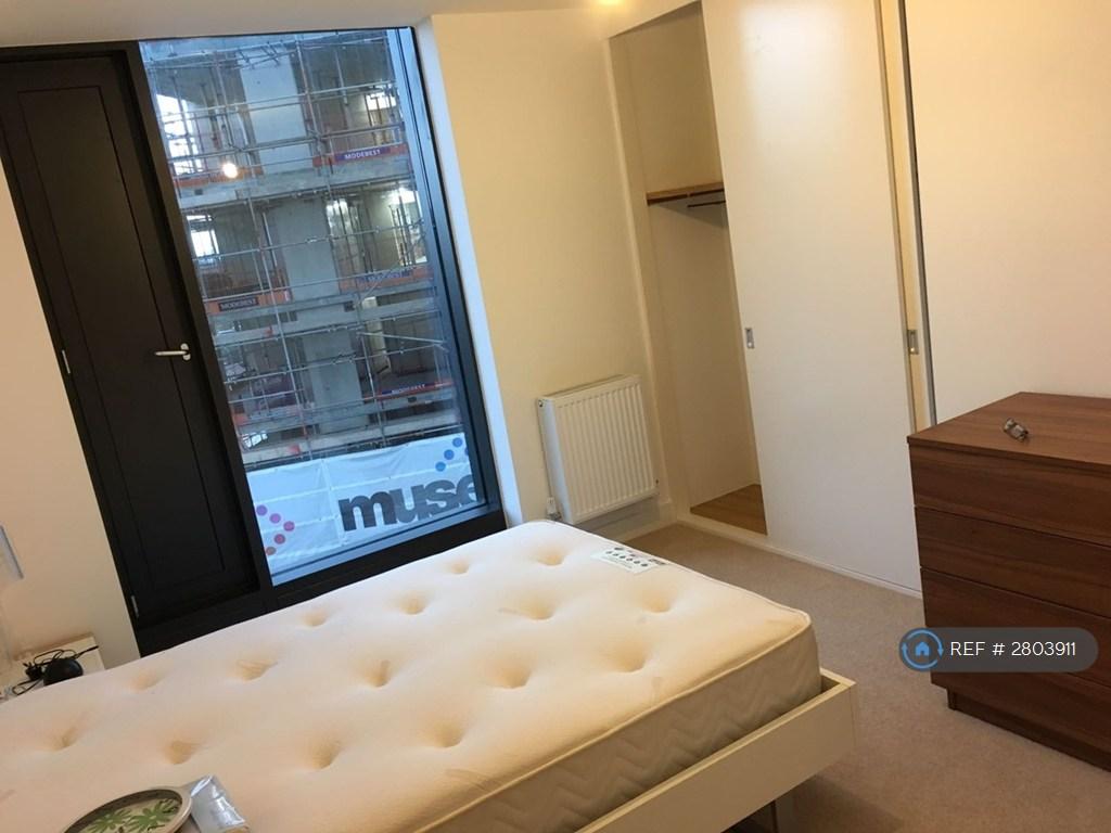 Bedroom (2)