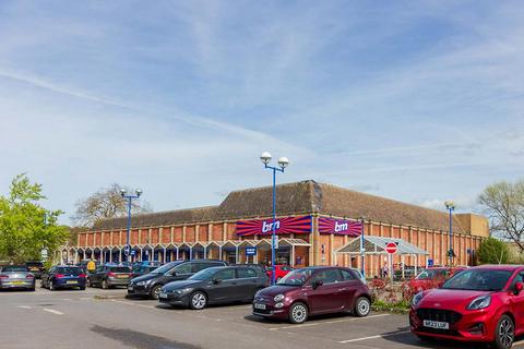 Retail property (high street) to rent - The Triangle Centre, Clevedon , Clevedon BS21