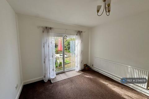 3 bedroom semi-detached house to rent, Lovell Road, Cambridge, CB4