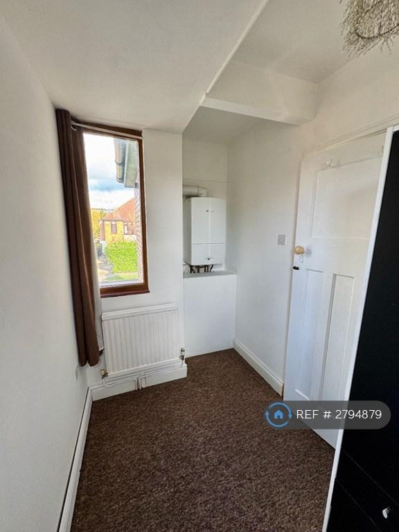 Side Bedroom