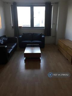 2 bedroom flat to rent, Deals Gateway, London, SE13