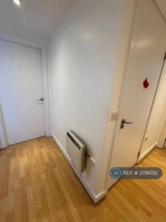 2 bedroom flat to rent, Deals Gateway, London, SE13