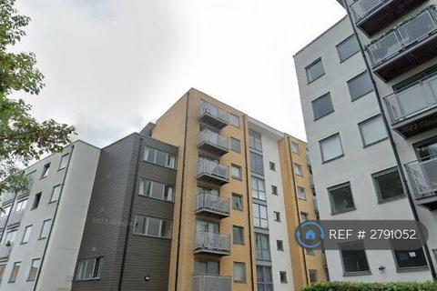 2 bedroom flat to rent, Deals Gateway, London, SE13