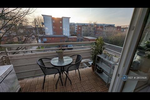 1 bedroom flat to rent, Hawker Place, London, E17