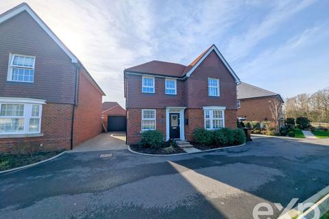 4 bedroom detached house for sale, Liddicoat Road, Staplehurst TN12
