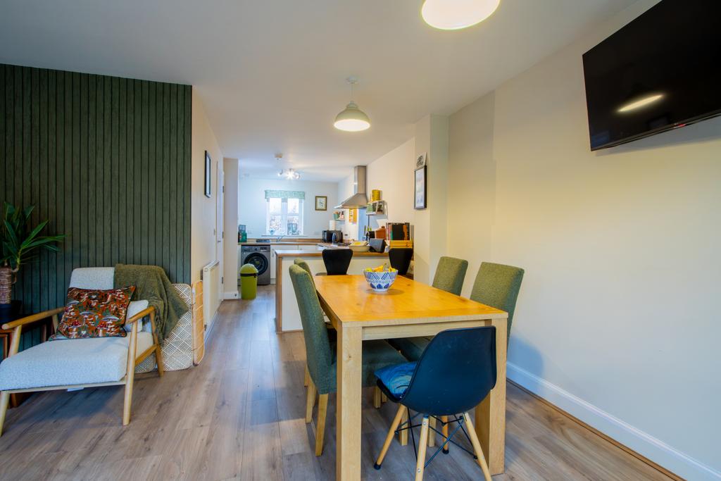 Dining/Living Area