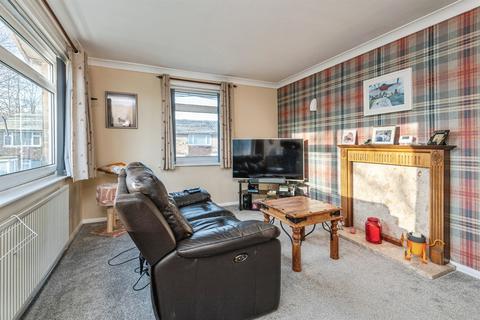 2 bedroom maisonette for sale, Navigation Gardens, Thornhill Lees, Dewsbury