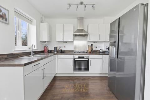 3 bedroom terraced house for sale, Riverside Walk, Crawley RH10