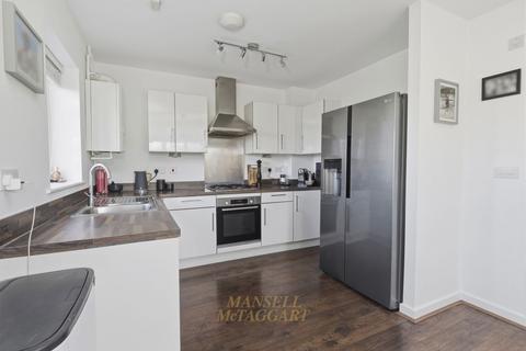 3 bedroom terraced house for sale, Riverside Walk, Crawley RH10