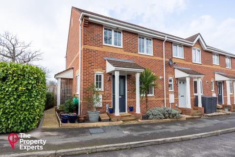 3 bedroom end of terrace house for sale, Rayner Drive, Reading, RG2