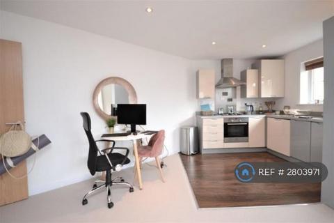 1 bedroom flat to rent, Lambourne Chase, Chelmsford, CM2