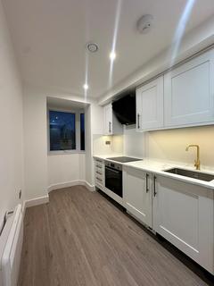 undefined, Mitchley Hill, South Croydon CR2