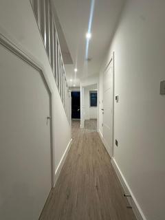 undefined, Mitchley Hill, South Croydon CR2