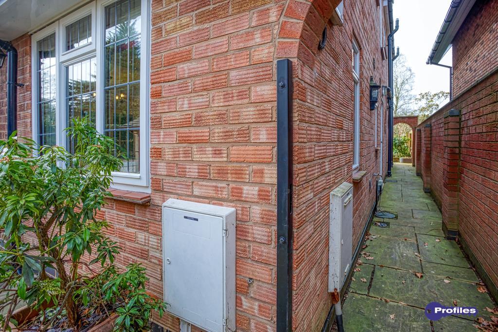 341 Rugby Road (22).jpg