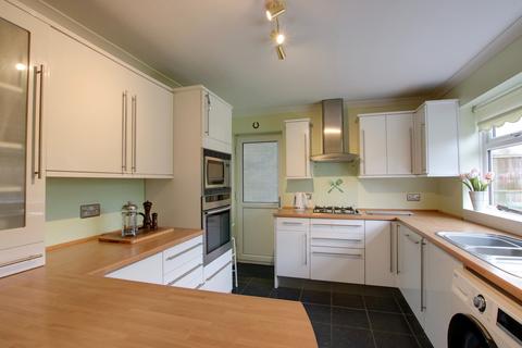 undefined, LYNDEN CLOSE, FAREHAM