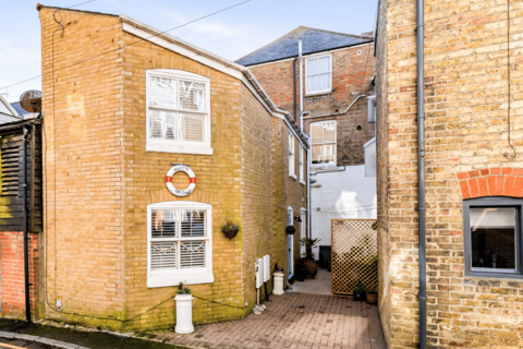 2 bedroom semi-detached house for sale, Gough Road, Sandgate, Folkestone, CT20