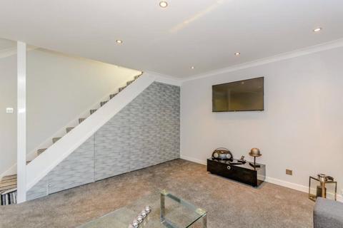 2 bedroom apartment for sale, North Orbital Road, Denham, Uxbridge