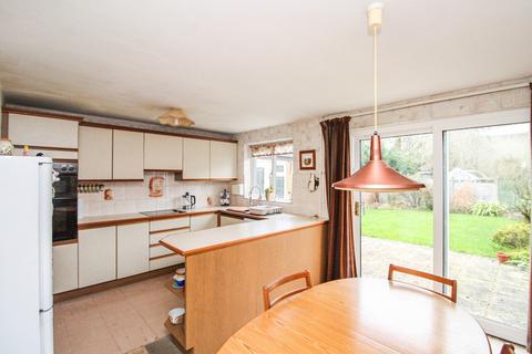 3 bedroom semi-detached house for sale, Hazel Way, Crawley Down, Crawley, West Sussex. RH10 4EU