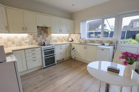 2 bedroom bungalow for sale, Broadacre, Caton, Lancaster
