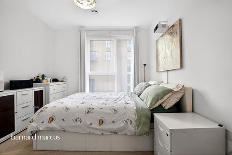 1 bedroom flat for sale, Damsel Walk, London