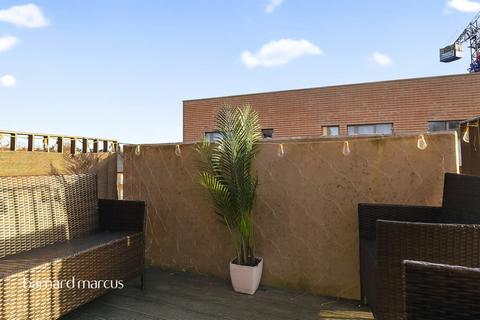 1 bedroom flat for sale, Damsel Walk, London