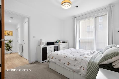 1 bedroom flat for sale, Damsel Walk, London