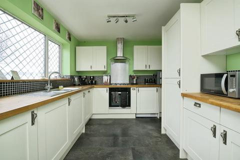 3 bedroom detached house for sale, Obelisk Rise, Northampton
