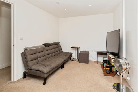 2 bedroom apartment for sale, Oxford Road, Aylesbury