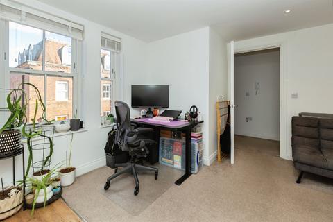 2 bedroom apartment for sale, Oxford Road, Aylesbury