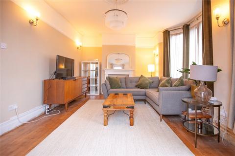 3 bedroom end of terrace house for sale, Court Road, Horfield, Bristol, BS7
