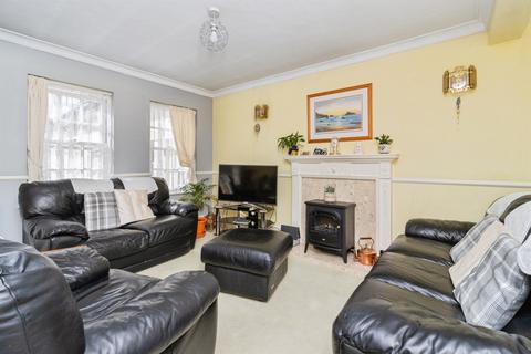 2 bedroom flat for sale, Hillesdon Road, Torquay