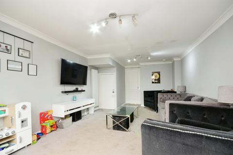 3 bedroom end of terrace house for sale, Royce Grove, Leavesden, Watford