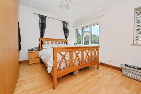 undefined, Leggatts Rise, Watford