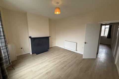 2 bedroom terraced house to rent, Lidget Lane, Thurnscoe