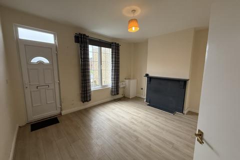 2 bedroom terraced house to rent, Lidget Lane, Thurnscoe