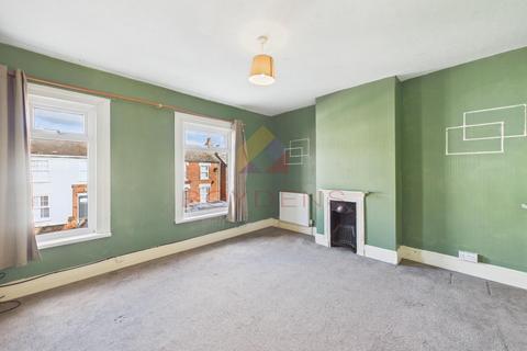 2 bedroom terraced house for sale, Bergholt Road, Colchester CO4
