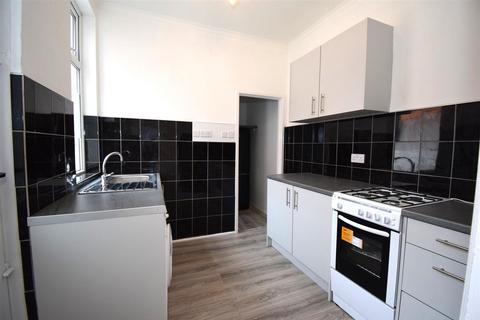 2 bedroom flat for sale, Mortimer Road, South Shields